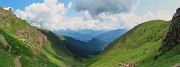 31 Sguardo sui pascoli saliti della Val d'Inferno
